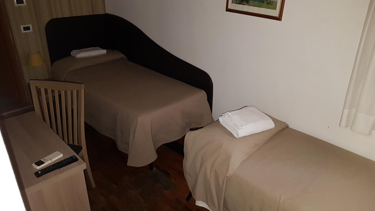 Hotel Il Castelletto โรม ภายนอก รูปภาพ