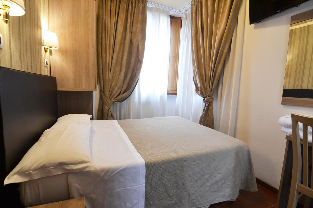 Hotel Il Castelletto โรม ภายนอก รูปภาพ