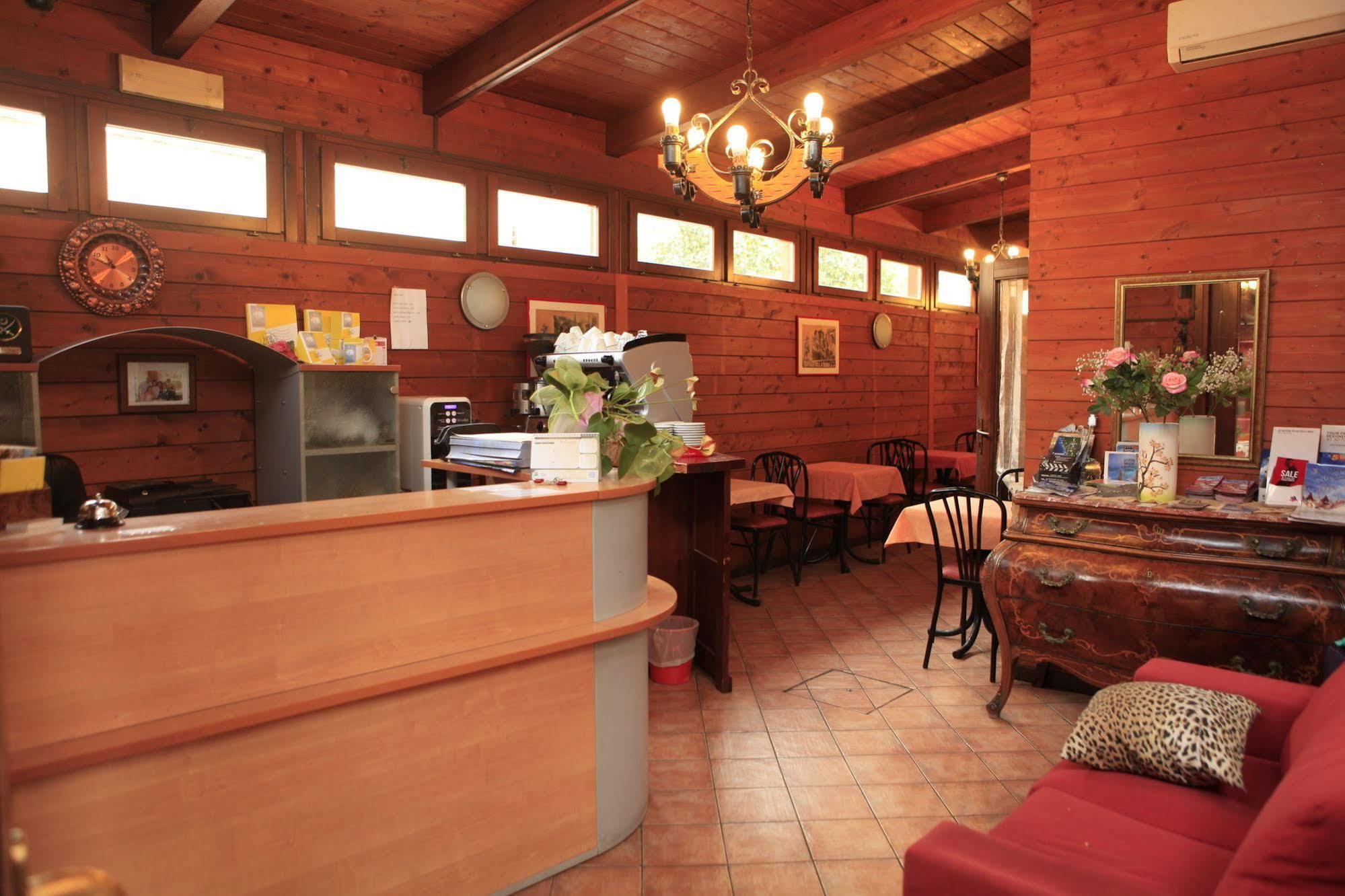 Hotel Il Castelletto โรม ภายนอก รูปภาพ